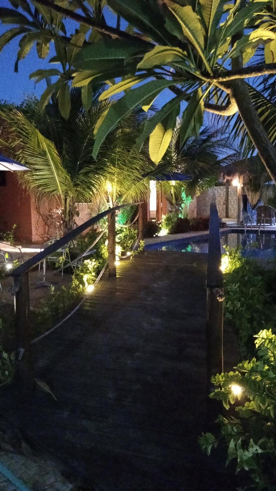 Hotel Pontal Fortim Esterno foto