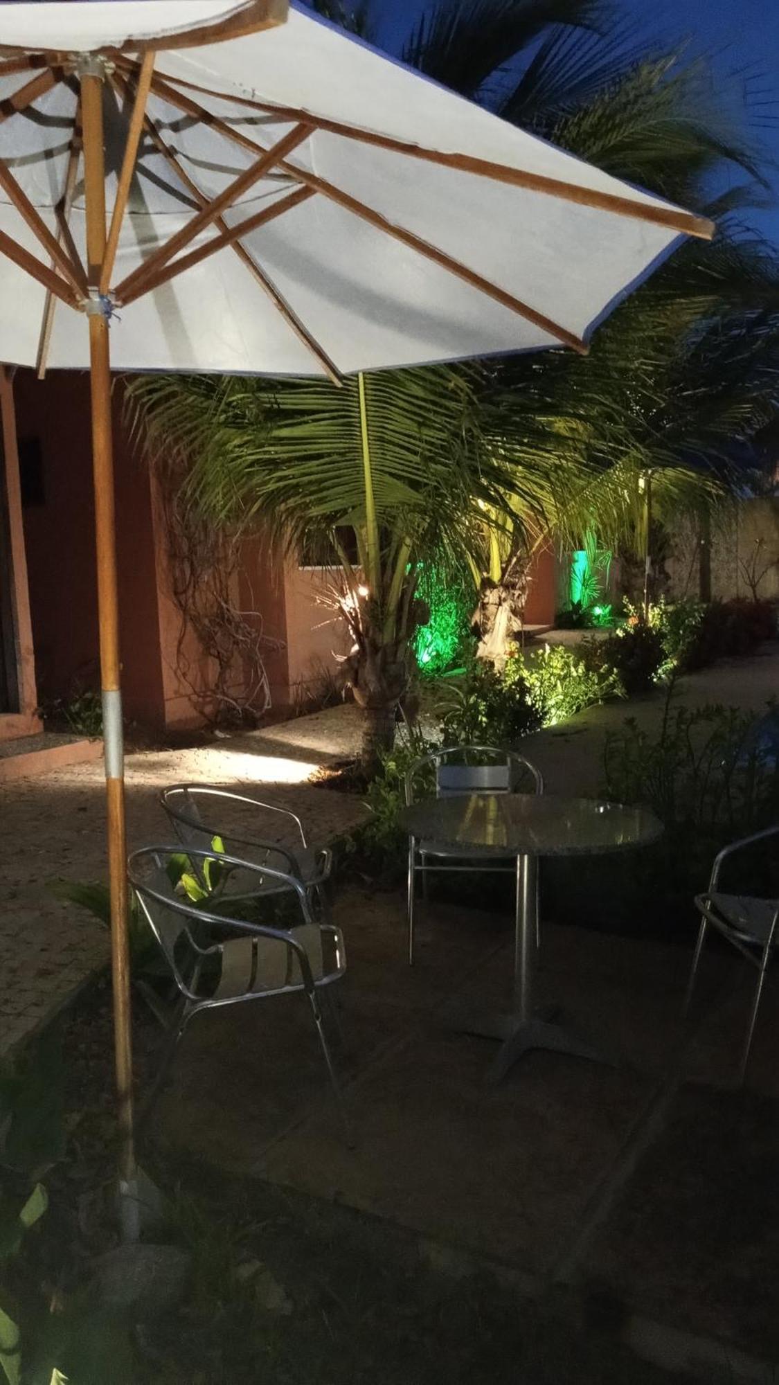 Hotel Pontal Fortim Esterno foto